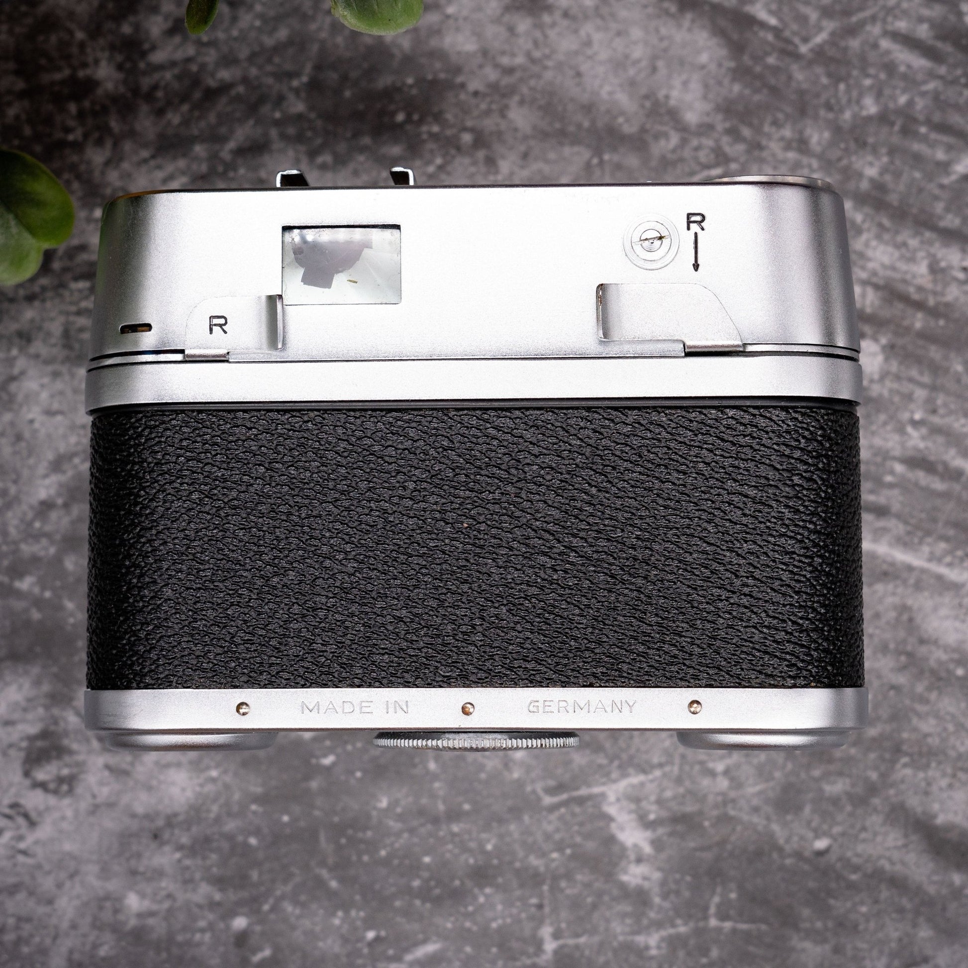 35mm Film Camera Kit | Braun Paxette Electromatic + Roll Of Expired Film - Expired Film Club