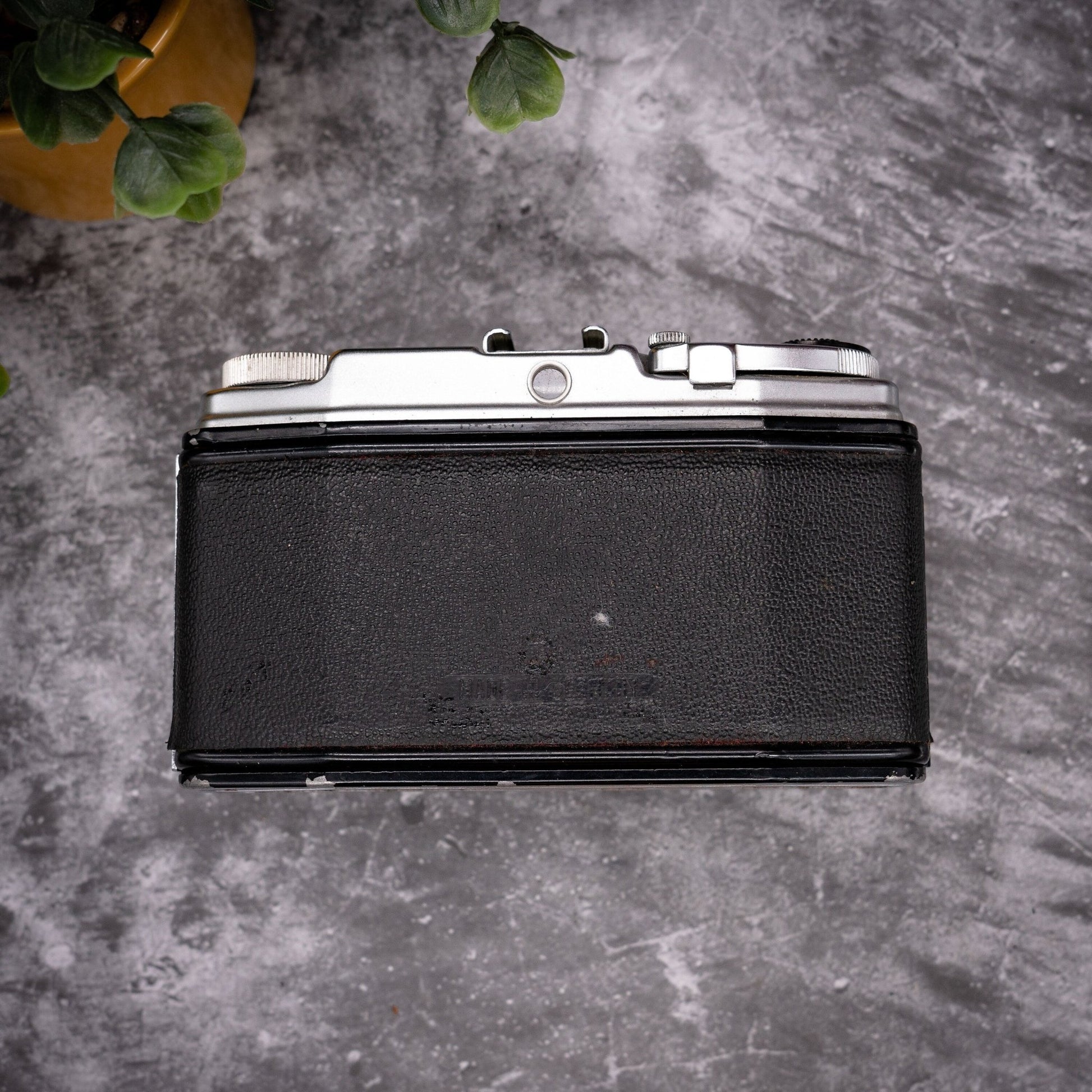 35mm Film Camera Kit | Ilford Sportsman + Roll Of Expired Film - Expired Film Club