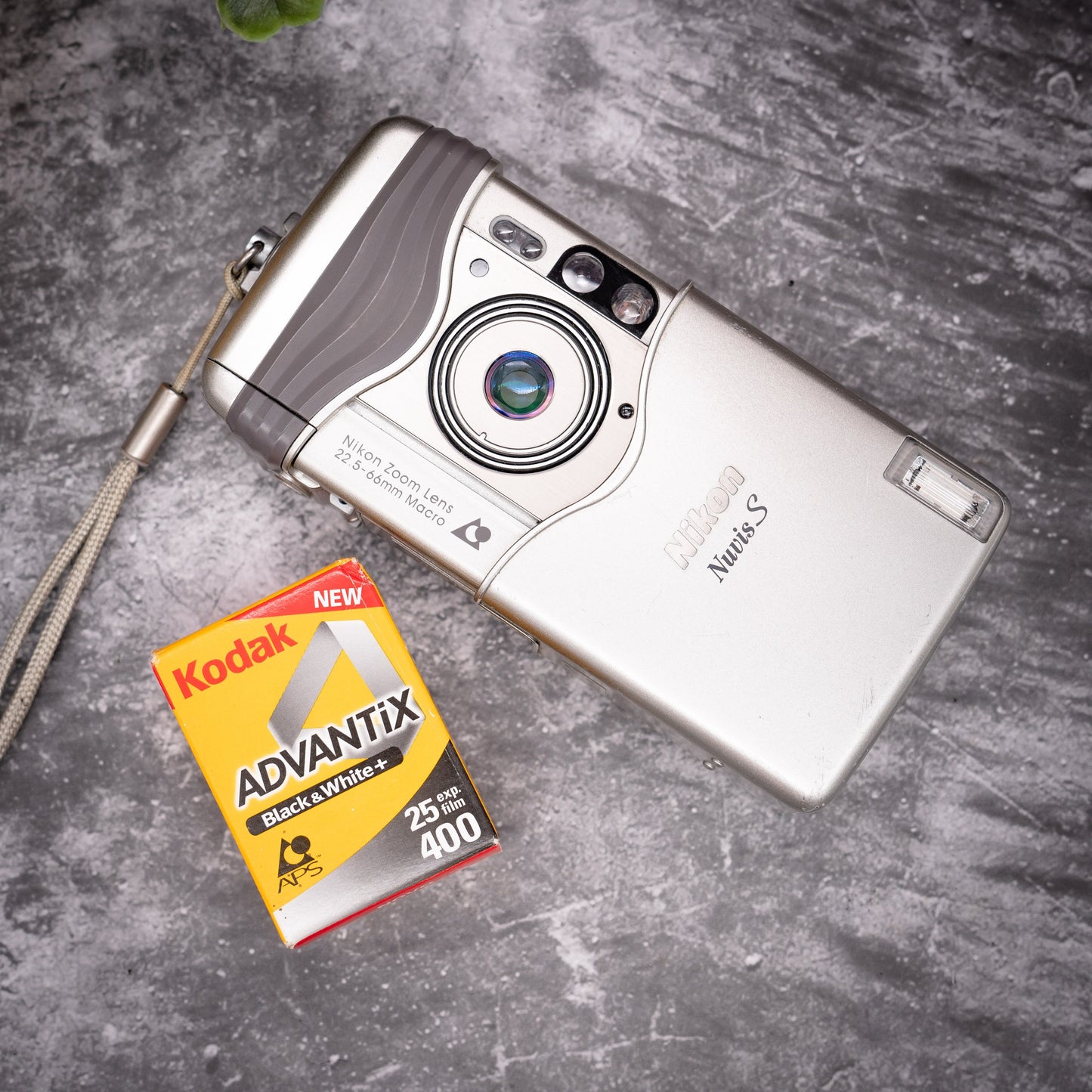 APS Point & Shoot Film Camera Kit | Nikon Nuvis S + Roll Of Expired Film