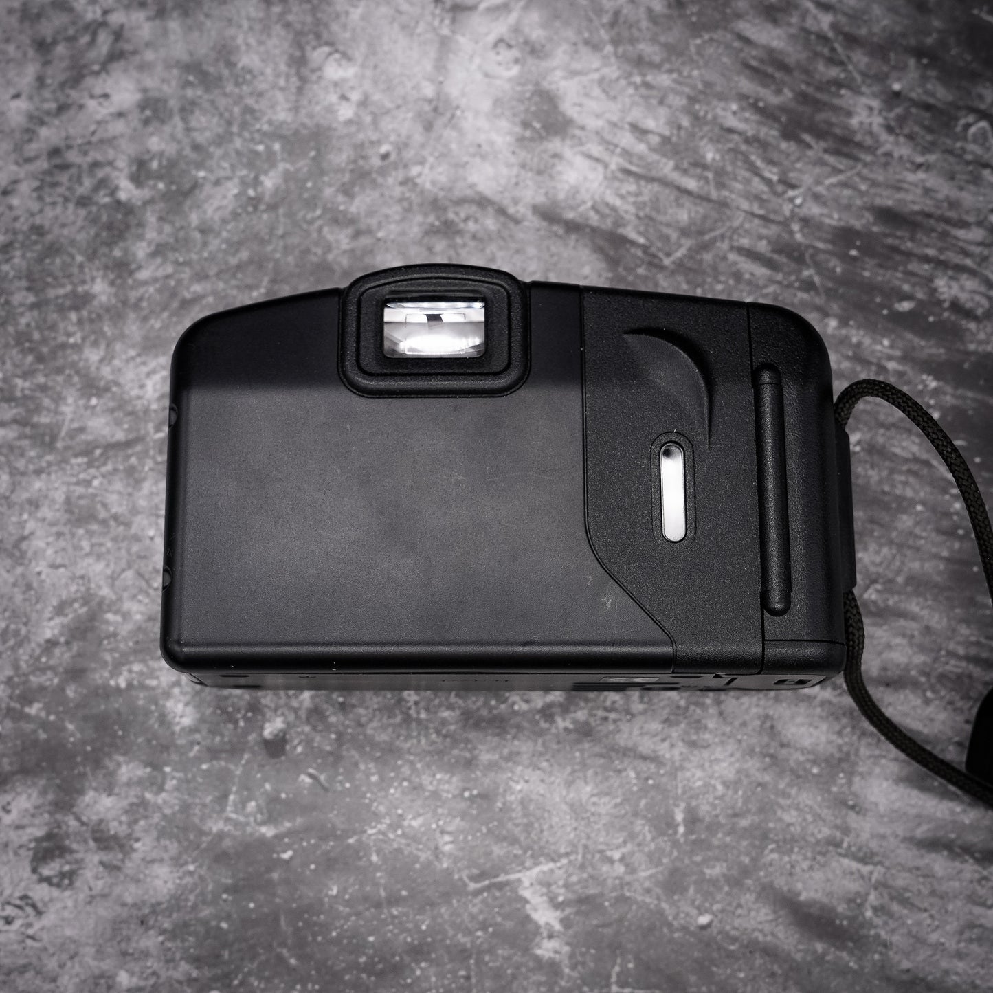 35mm Point & Shoot Film Camera Kit | Canon Snappy LX + Roll Of Expired Film