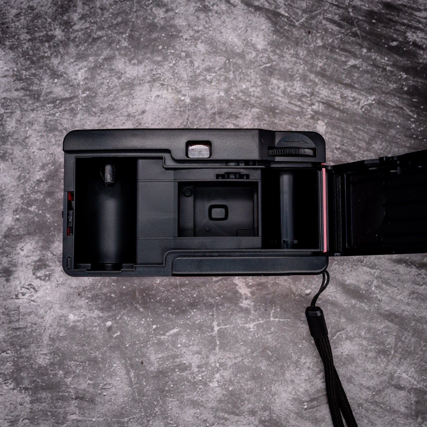 35mm Point & Shoot Camera Kit | Kodak M35 + Roll Of Expired Film