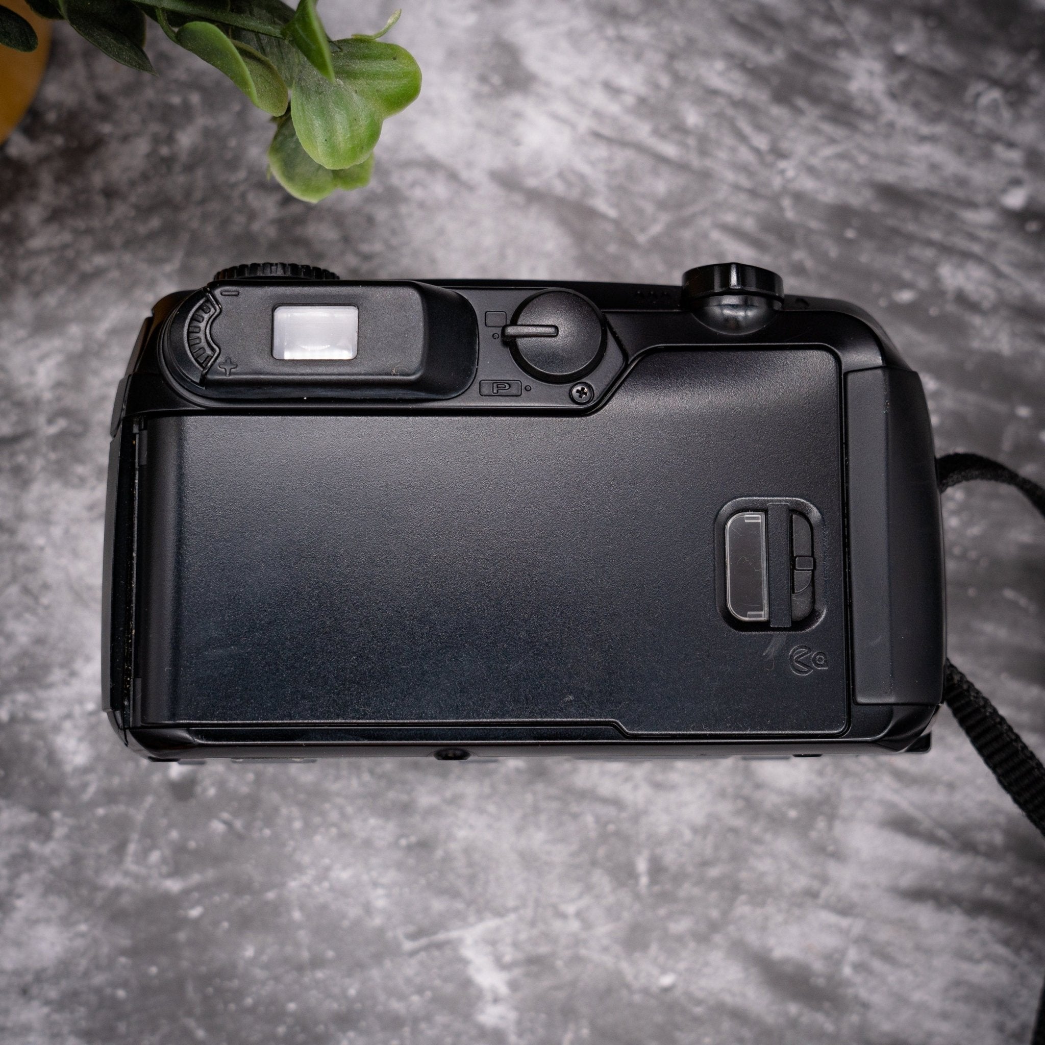 35mm Point & Shoot Film Camera Kit Pentax Espio 160 + Roll Of Expire