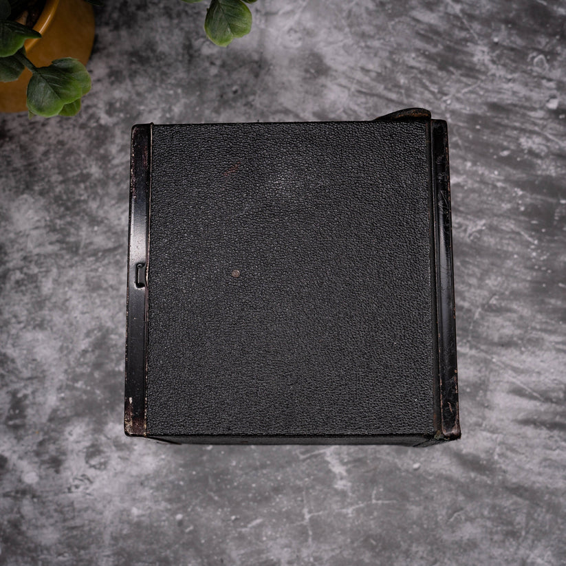 Vintage Film Camera Kit Kodak Six20 Brownie Junior + Roll Of Expire