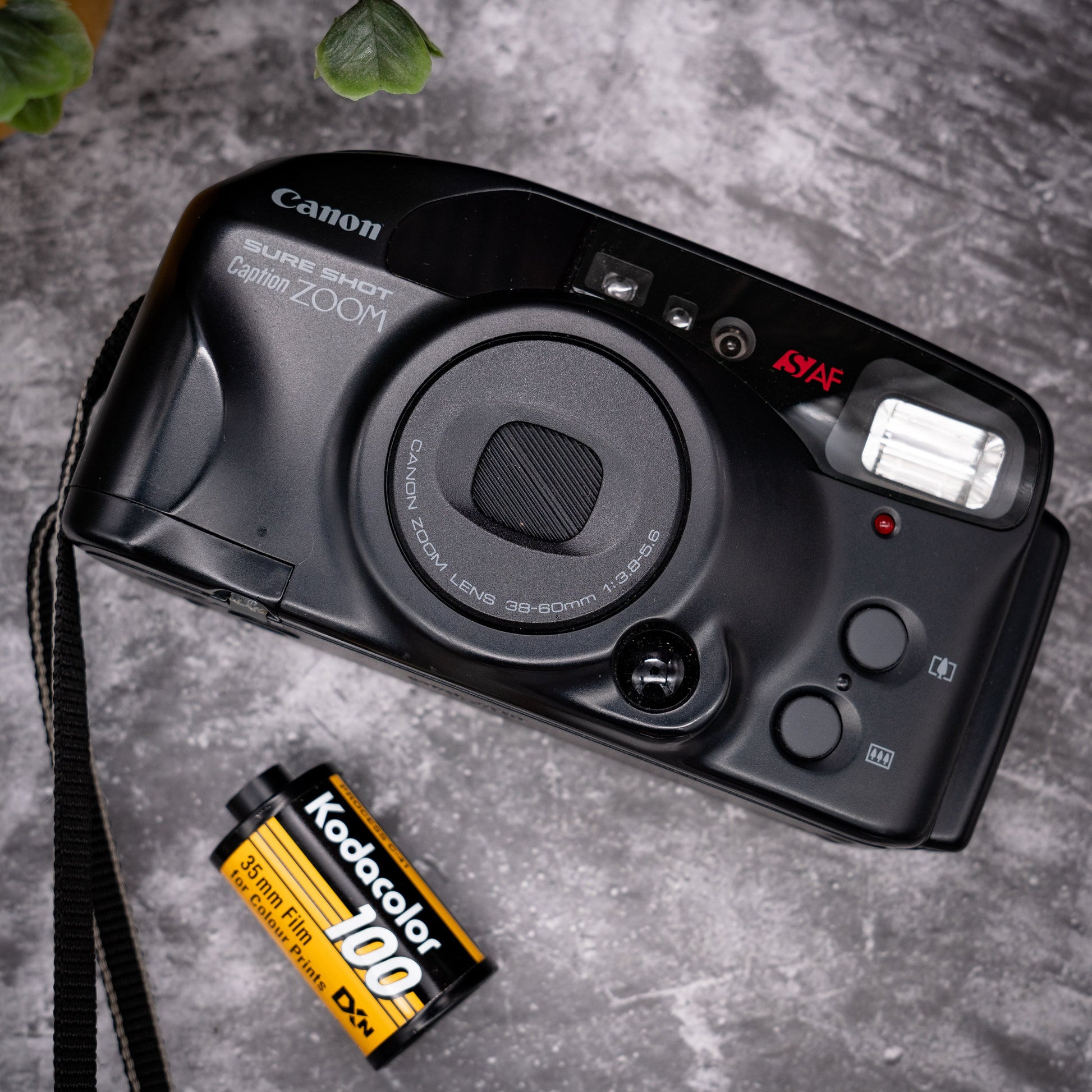 35mm Point Shoot Film Camera Kit Canon Sure Shot Caption Zoom