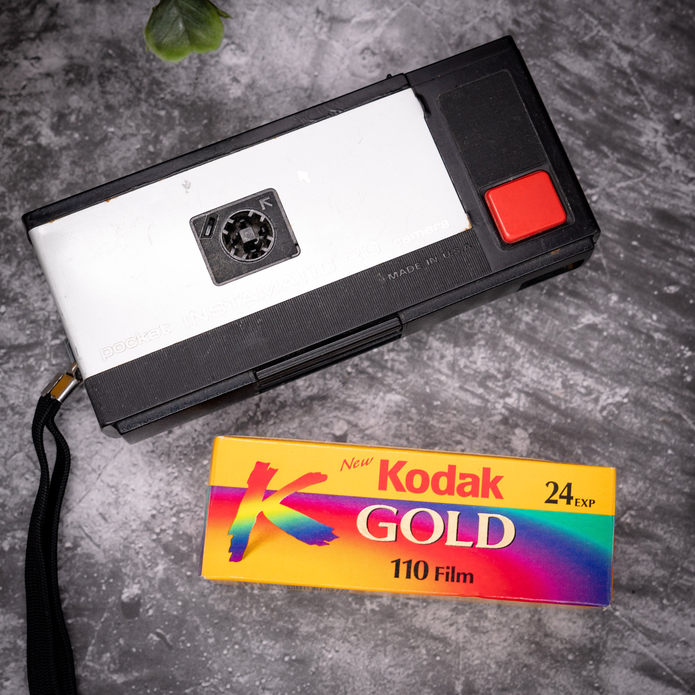 Vintage Film Camera Kit | Kodak Instamatic Pocket 20 + Roll Of Expired ...